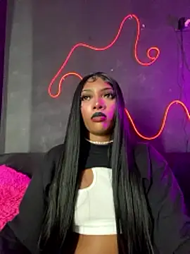 TIFFANYYSTAR online show from 01/15/26, 04:00