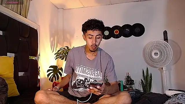 RyanRizzo online show from 12/04/24, 10:41