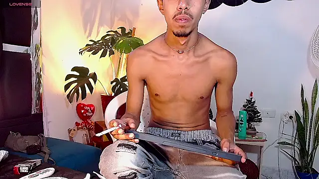 RyanRizzo online show from 12/16/24, 08:48