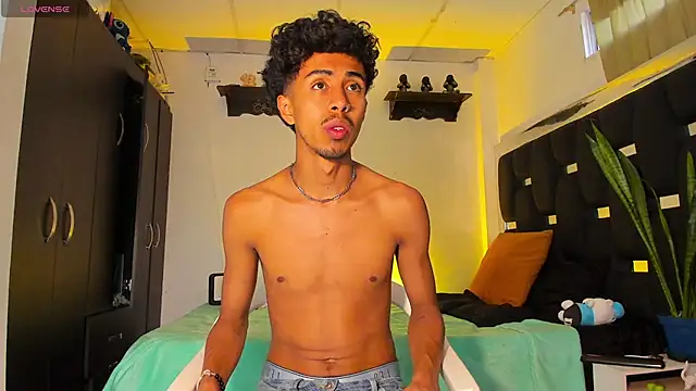 RyanRizzo online show from 03/15/25, 11:06