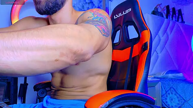 Rich boy01 online show from 03/01/26, 03:19