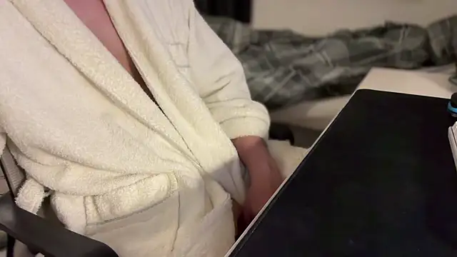 hornytim2508 online show from 05/28/26, 07:44