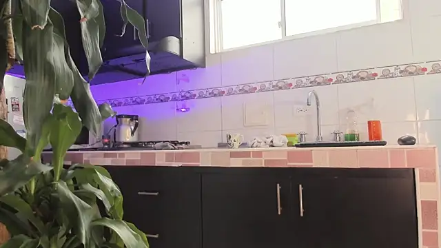 Emma-evans online show from 03/15/25, 01:51