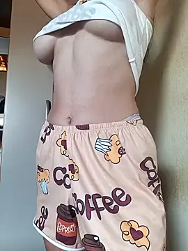 Nandasant09 online show from 02/04/25, 04:08