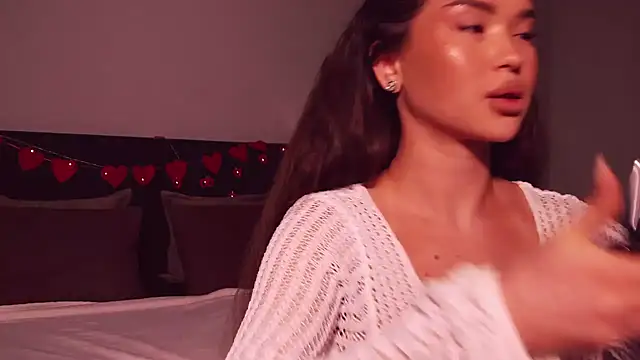 Denise Garciia online show from 03/04/25, 03:15