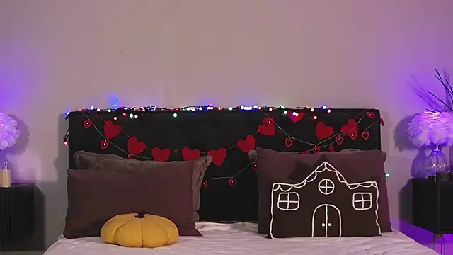 Denise Garciia online show from 02/14/26, 01:30