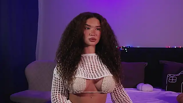 Snapshot of Denise_Garciia chatting on 07/04/26, 12:44 Denise Garciia online show from 07/04/26, 12:44
