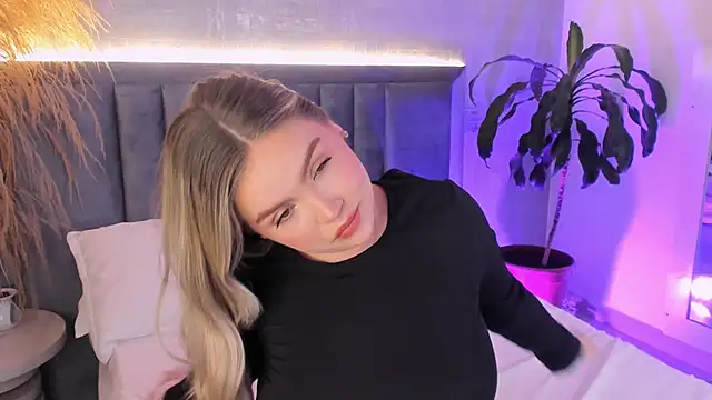 Snapshot of GaiaBaker chatting on 02/27/26, 11:54 GaiaBaker online show from 02/27/26, 11:54