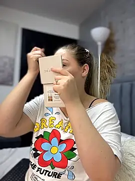 Snapshot of GaiaBaker chatting on 03/03/26, 01:50 GaiaBaker online show from 03/03/26, 01:50