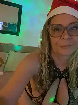 lolavalecuatro online show from 12/21/24, 04:36