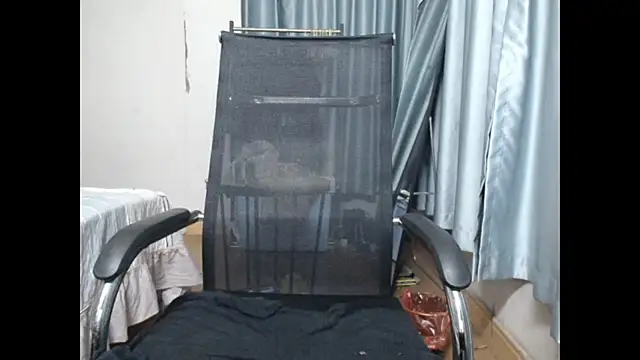 Snapshot of wujiaxing22 chatting on 12/25/24, 03:06 wujiaxing22 online show from 12/25/24, 03:06