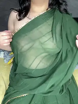 Snapshot of Kriti_02 chatting on 02/19/25, 07:17 Kriti 02 online show from 02/19/25, 07:17