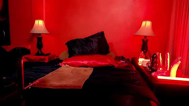 Snapshot of jennStarCD chatting on 01/05/25, 03:13 jennStarCD online show from 01/05/25, 03:13