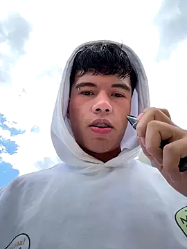 Snapshot of Logan_smith1 chatting on 09/14/25, 06:51 Logan smith1 online show from 09/14/25, 06:51