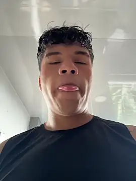 Snapshot of Logan_smith1 chatting on 11/04/25, 08:41 Logan smith1 online show from 11/04/25, 08:41