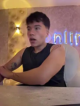 Logan smith1 online show from 12/16/25, 07:57