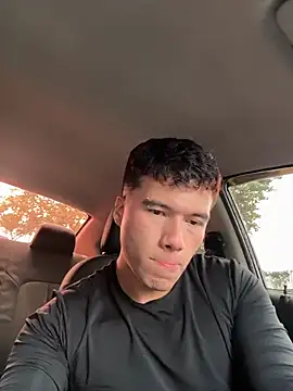 Logan smith1 online show from 04/15/26, 07:58