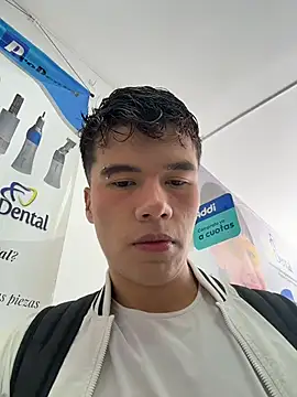 Logan smith1 online show from 05/05/26, 03:42