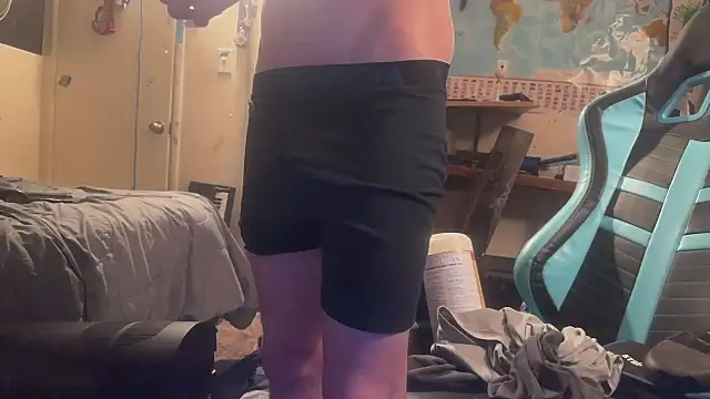 Snapshot of deadpi chatting on 03/07/25, 01:29 deadpi online show from 03/07/25, 01:29