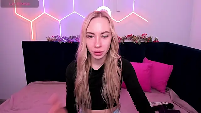 Diana Garrett online show from 12/29/24, 01:45