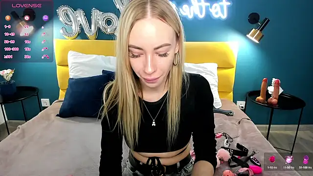 Diana Garrett online show from 03/09/25, 01:25