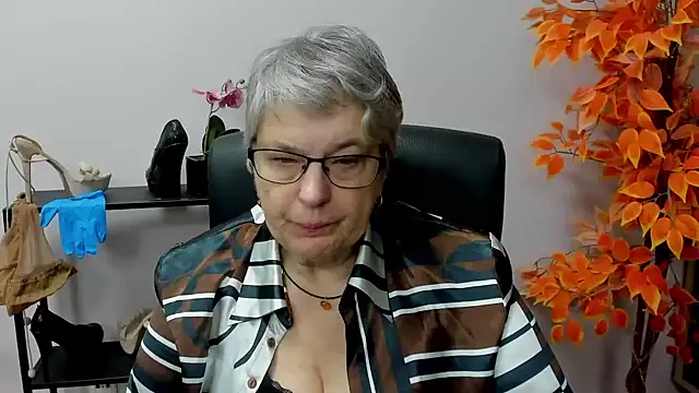 IrisDream online show from 12/11/24, 10:47