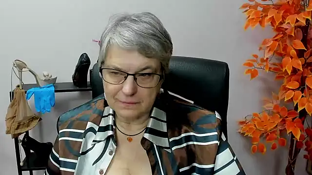 IrisDream online show from 12/11/24, 01:49