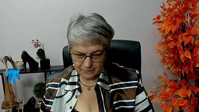 IrisDream online show from 12/12/24, 02:00