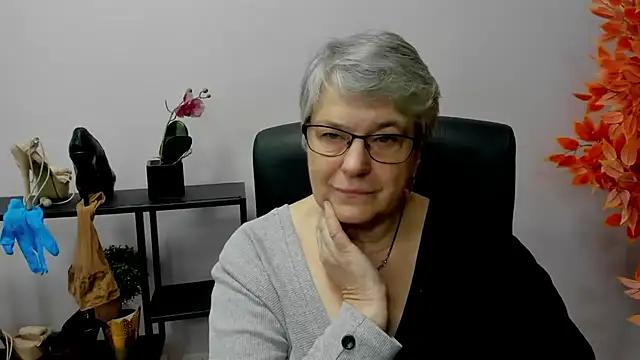 IrisDream online show from 12/13/24, 11:13