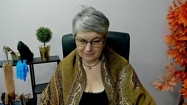 IrisDream online show from 01/28/25, 10:45