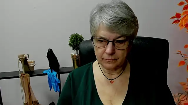 IrisDream online show from 02/14/25, 07:17