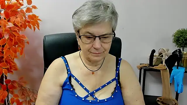 IrisDream online show from 09/24/25, 06:17