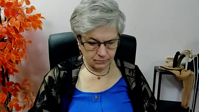 IrisDream online show from 09/26/25, 06:17