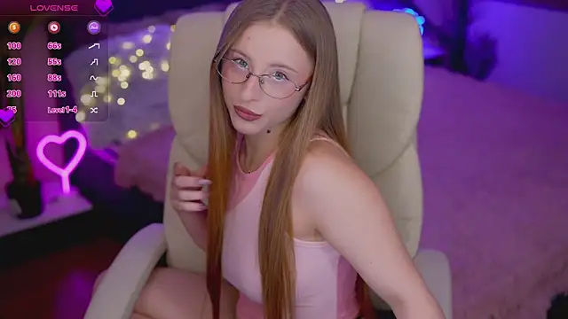 SilverrMoon online show from 11/24/25, 07:13