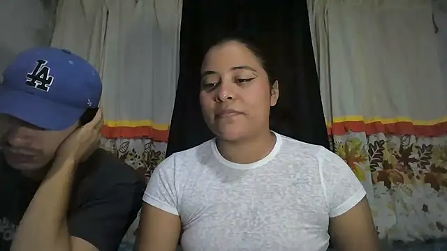 Snapshot of Bruno_Iris_sex chatting on 10/18/25, 08:37 Bruno Iris sex online show from 10/18/25, 08:37