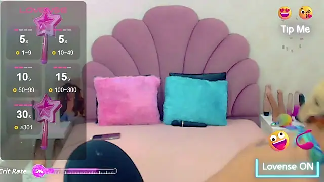 Snapshot of briana_sex32 chatting on 09/18/25, 06:32 briana sex32 online show from 09/18/25, 06:32