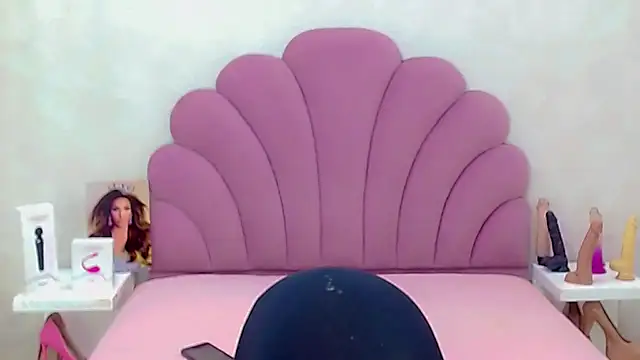 briana sex32 online show from 02/15/26, 07:54