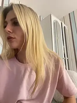 Snapshot of Liya_my chatting on 09/22/25, 07:05 Liya my online show from 09/22/25, 07:05