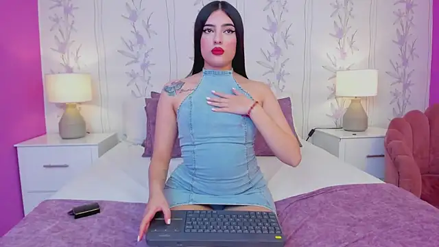 MadissonBacker online show from 02/19/25, 02:34