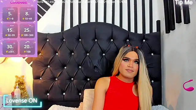 AllisonsweetZ online show from 12/24/24, 10:39