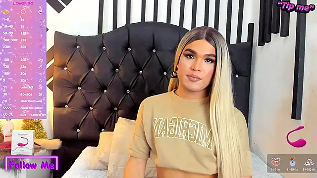 AllisonsweetZ online show from 12/31/24, 08:12