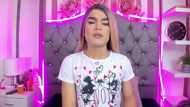 AllisonsweetZ online show from 03/18/25, 01:31