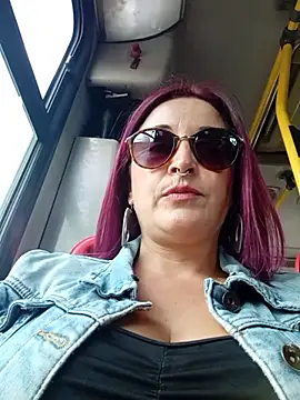 sophie banger online show from 06/30/26, 07:26