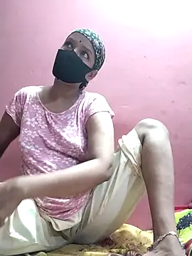 Snapshot of Oindrila-Rani chatting on 09/28/25, 11:48 Oindrila-Rani online show from 09/28/25, 11:48