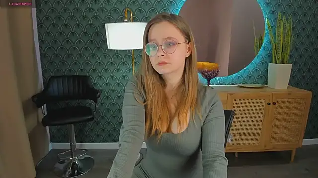 CassieCool online show from 01/23/25, 12:14