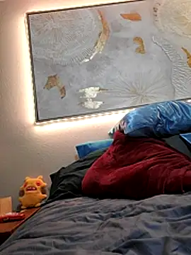 big8dall online show from 12/17/25, 01:55