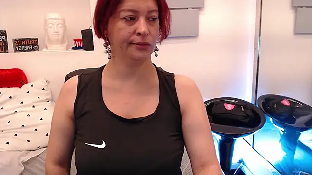 Snapshot of eva_twiss chatting on 05/29/26, 12:25 eva twiss online show from 05/29/26, 12:25