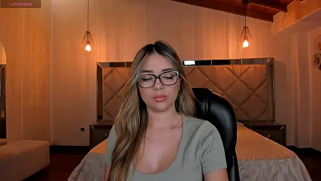 ChloePreston  online show from 12/28/24, 10:36