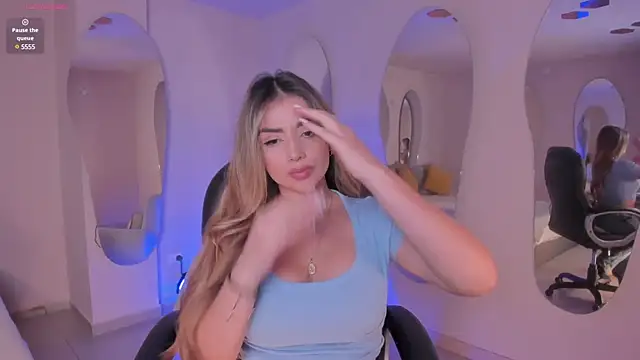 ChloePreston  online show from 03/05/25, 04:57