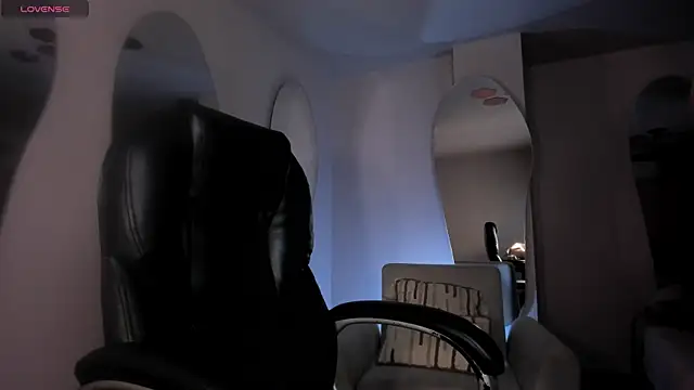 Snapshot of ChloePreston_ chatting on 07/05/26, 11:06 ChloePreston online show from 07/05/26, 11:06